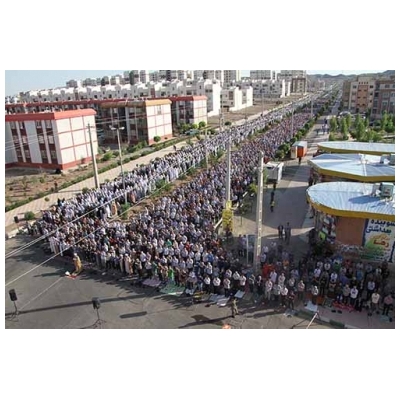 اقامۀ پرشور نماز عید سعید فطر در شهر پرند