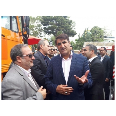 بازدید شهردار پرند از نمایشگاه تجهیزات نجات و آتش نشانی