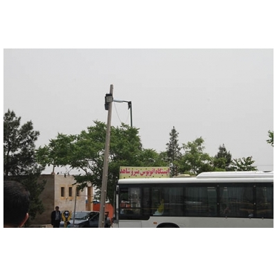 نصب 54 پایه چراغ پارکی در میادین امام خمینی (ره) و بصیرت