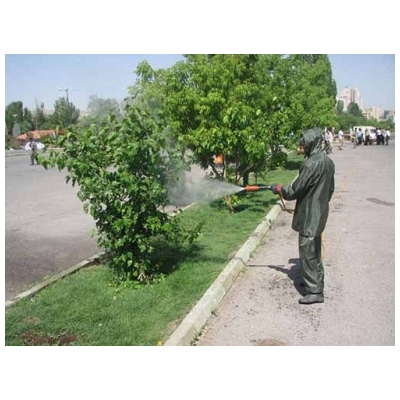 اجرای عملیات سم پاشی در بلوارها و بوستان های سطح شهر پرند