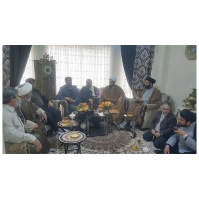 بازدید مسئولین و مدیران شهری پرند از خانواده های معظم شهدا و جانبازان