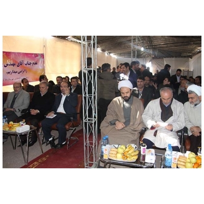 مراسم کلنگ زنی بزرگترین بوستان شهر پرند انجام شد