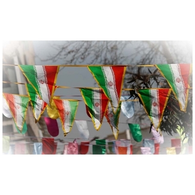 آذین بندی شهر پرند در دهه ولایت