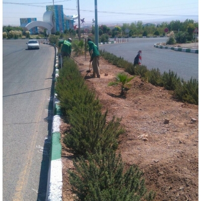 جمع آوری نخاله های ساختمانی از سطح شهر پرند