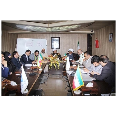 پیگیری و بررسی مشکلات شهر پرند در نشست مدیران شهری با نماینده مردم