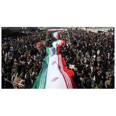 حضور یکپارچه پرسنل شهرداری پرند در مراسم راهپیمایی پرشکوه یوم الله 22 بهمن