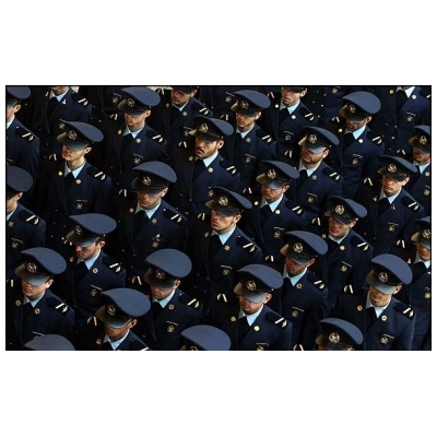 شهردار پرند در جلسه شورای معاونین، حماسه نوزدهم بهمن و روز نیروی هوایی را تبریک گفت.