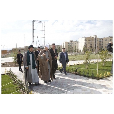 پارک بانوان، روی خط افتتاح