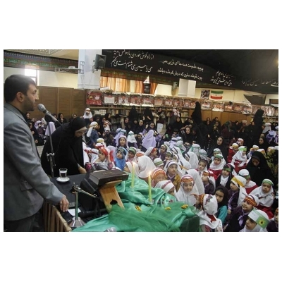 همایش سه ساله های حسینی در مسجد امام حسین (ع) پرند برگزار شد