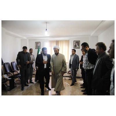 دیدار معاونان شهردار، رئیس و اعضای شورای اسلامی شهر با امام جمعه شهر پرند