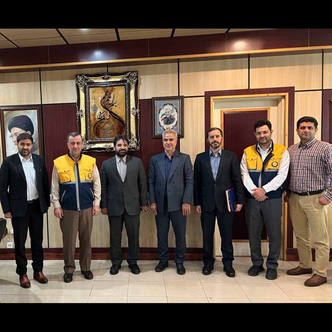 نشست شهردار و مدیران شهری پرند با مدیرعامل شرکت برق استان تهران