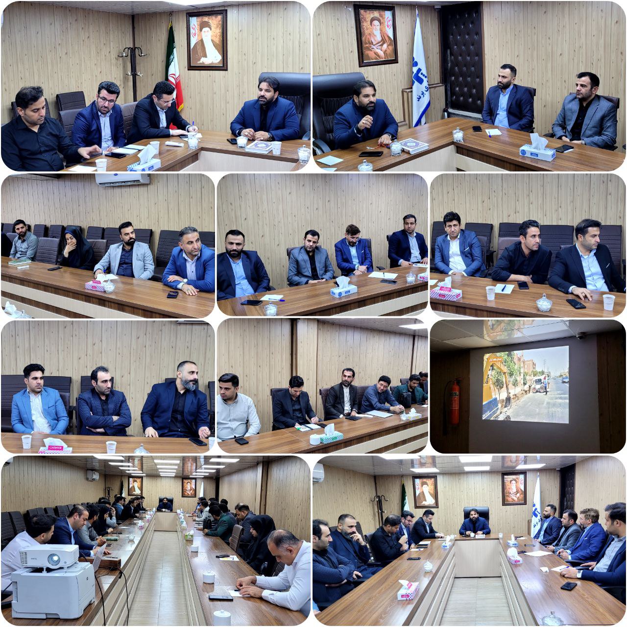 برگزاری جلسه شورای معاونین و مدیران شهرداری پرند