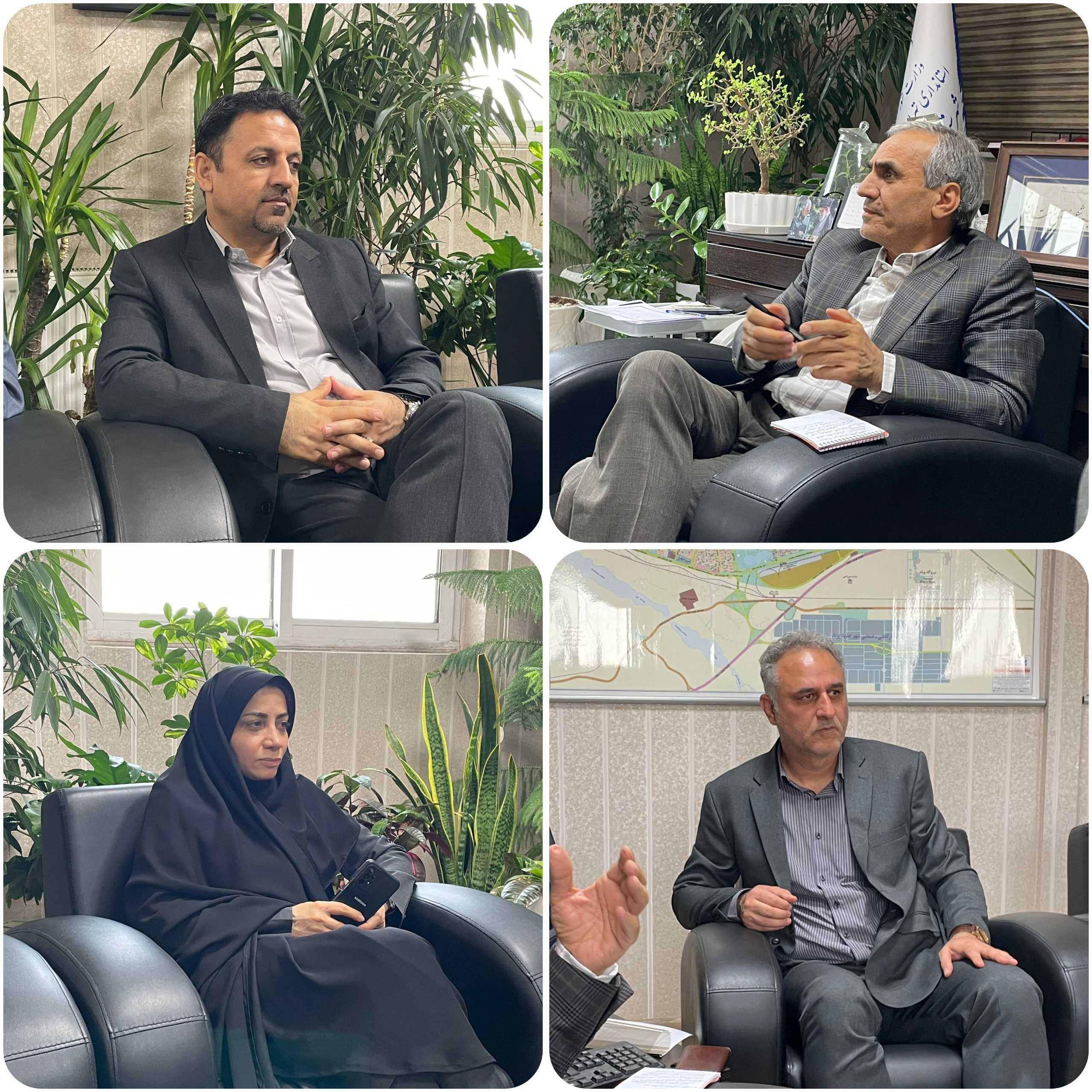 برنامه پاسخگویی فرماندار، شهردار پرند و مسئولان شهرستان رباط&zwnj;کریم در سامانه سامد