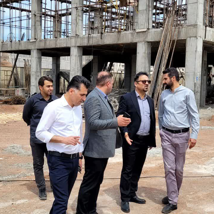 توسعه پرند در روزهای سخت هم با قدرت ادامه دارد